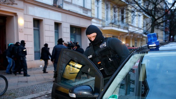 المانيا تحبط عملية ارهابية وتعتقل ارهابيين